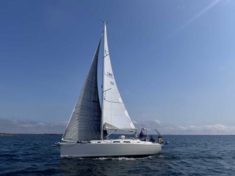 Hanse 370 e