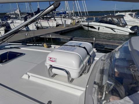 Hanse 370 e