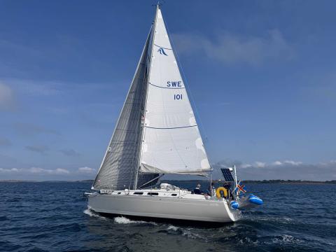 Hanse 370 e